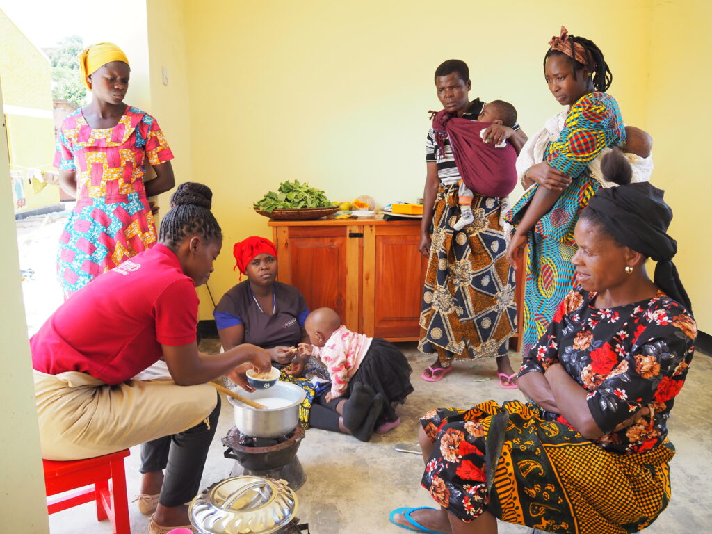 Uno degli incontri per il contrasto alla malnutrizione